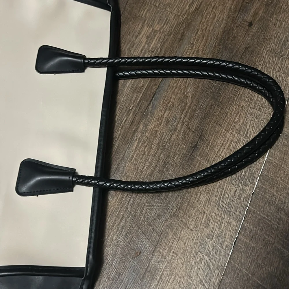 tanger large tote